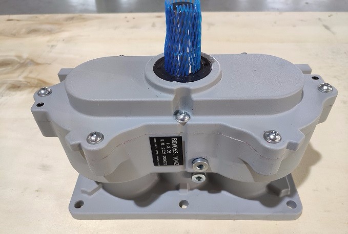 九月你好！上海艾思捷制冰機減速機發(fā)貨！